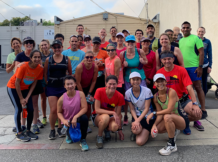 Los Altos Runners ready for a Saturday morning run
